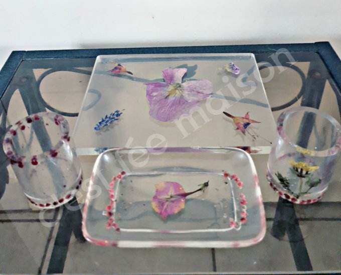 plateau et boîte de rangement fleur